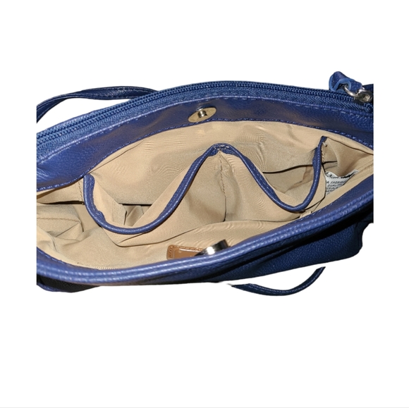 2/$80! Nine West Crossbody Purse - Picture 5 of 13